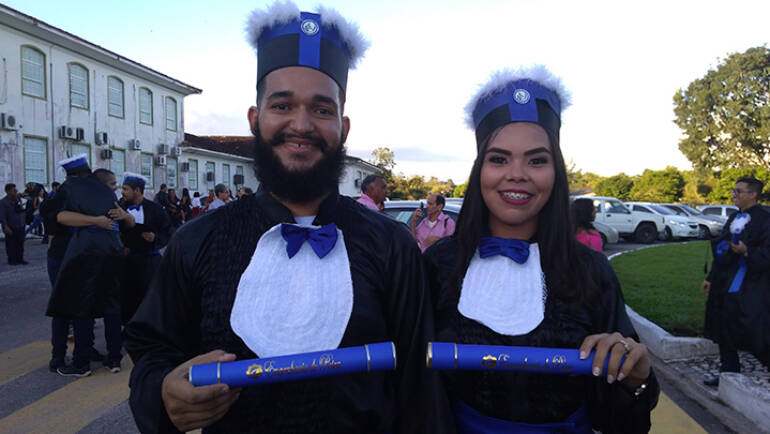 Petianos formados com sucesso