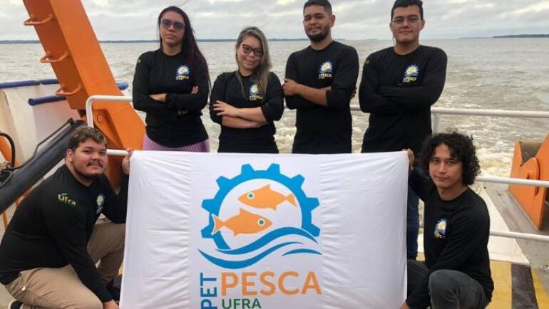 Embarque no Navio Ciências Do Mar II